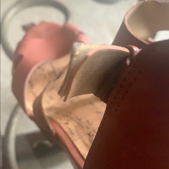 ❄️WINTER SALE PRICE $20❄️ Tan Platform Sandal - Picture 9 of 10